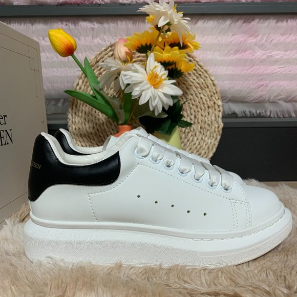🌸Women's shoes Alexander McQueen Brand new shoes unworn White women's shoes